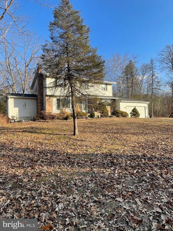 150 N SMITH TERRACE