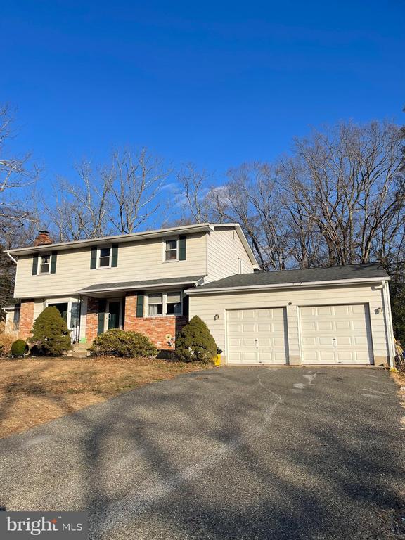 150 N SMITH TERRACE