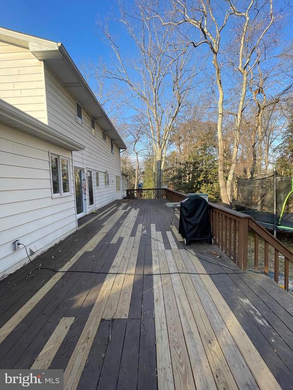 150 N SMITH TERRACE