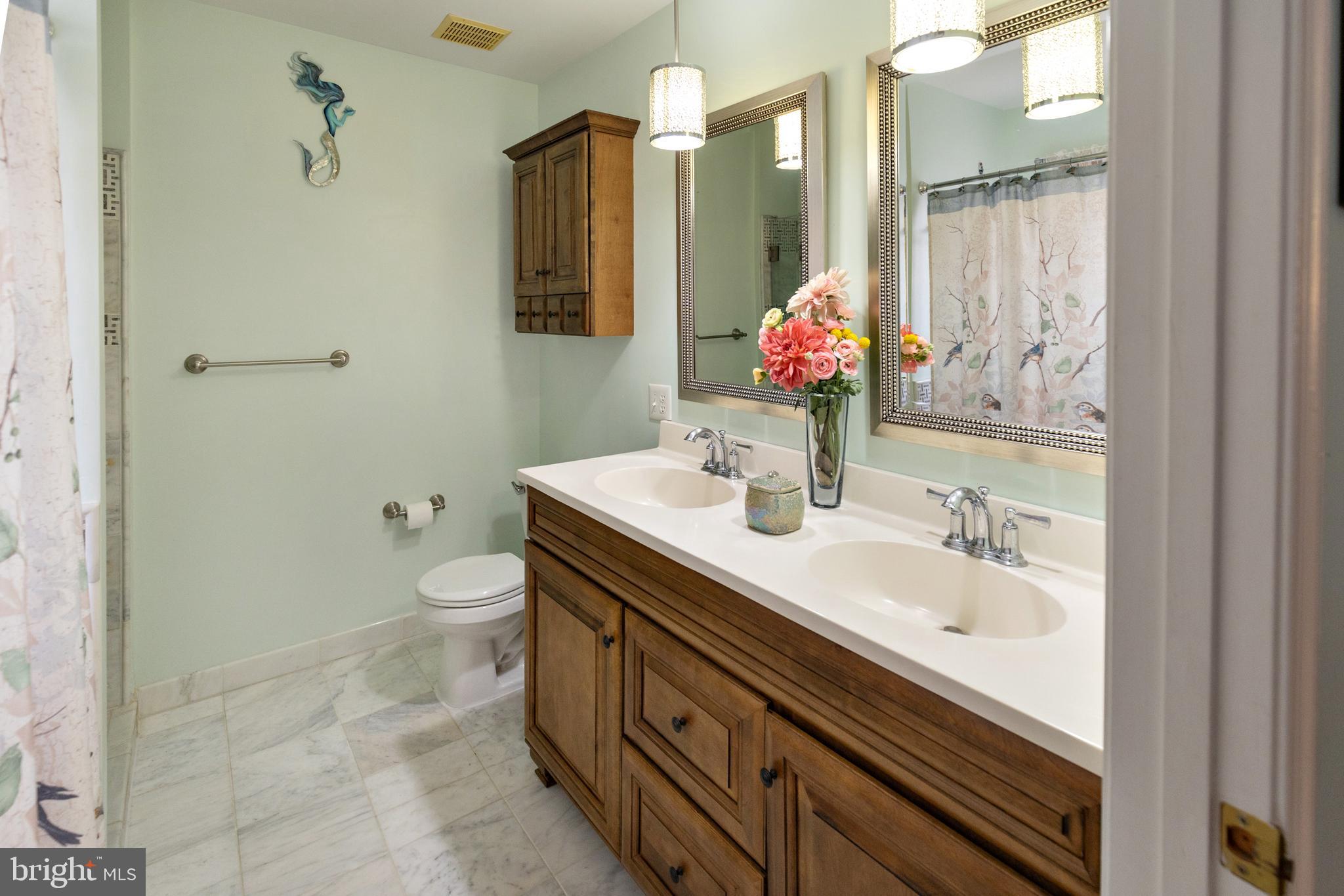 2049 BROADACRES DRIVE