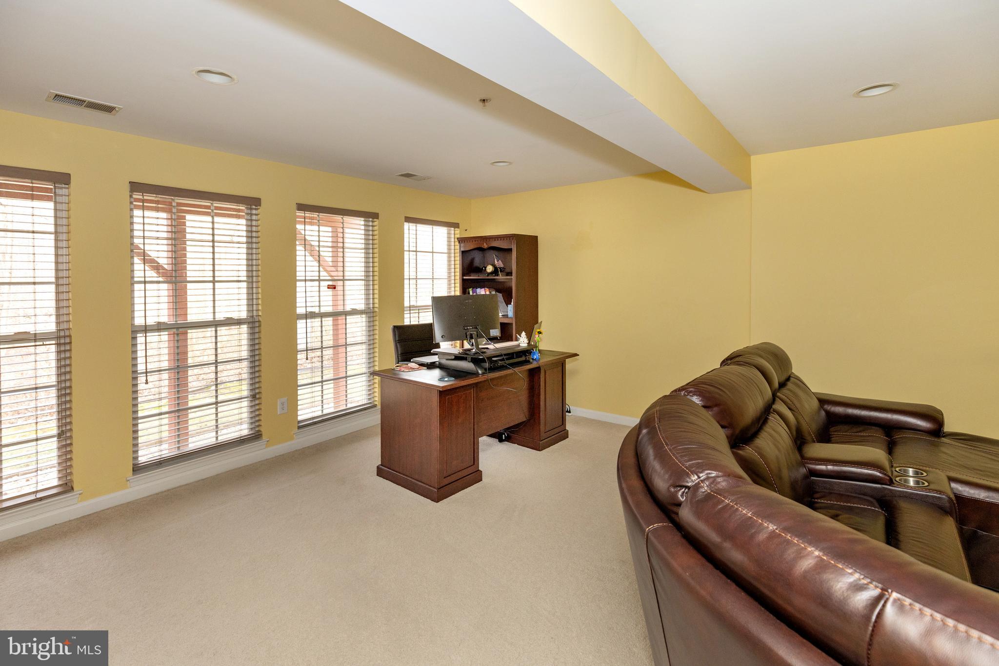 2049 BROADACRES DRIVE