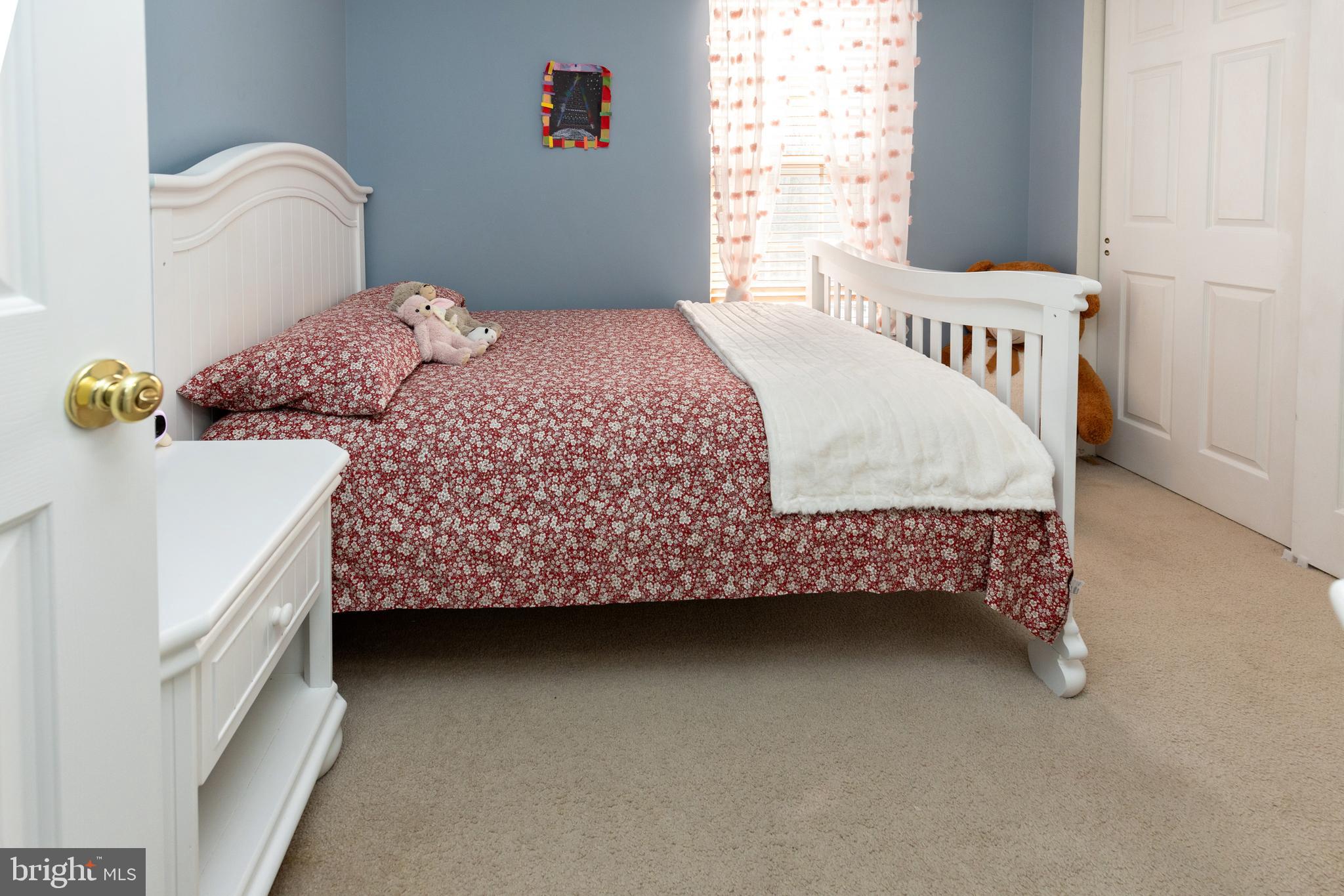 2049 BROADACRES DRIVE