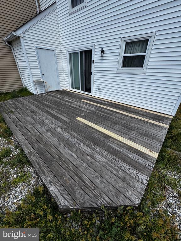 220 POPLAR STREET