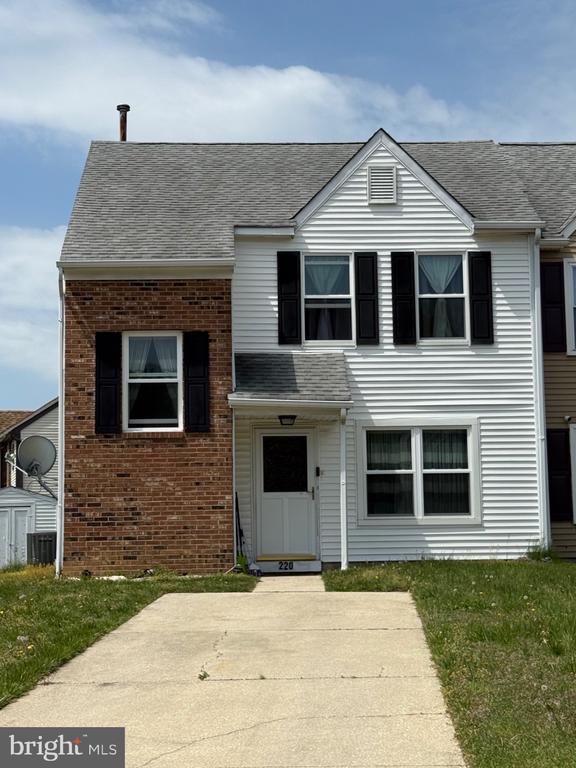 220 POPLAR STREET