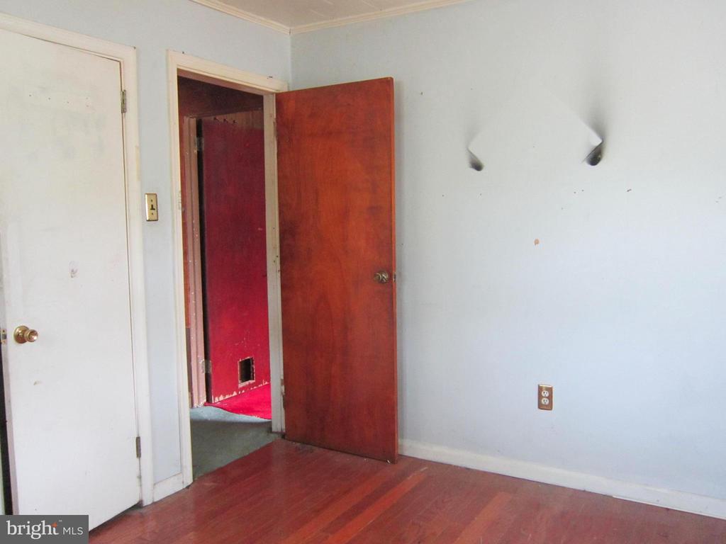 306 MAY COURT