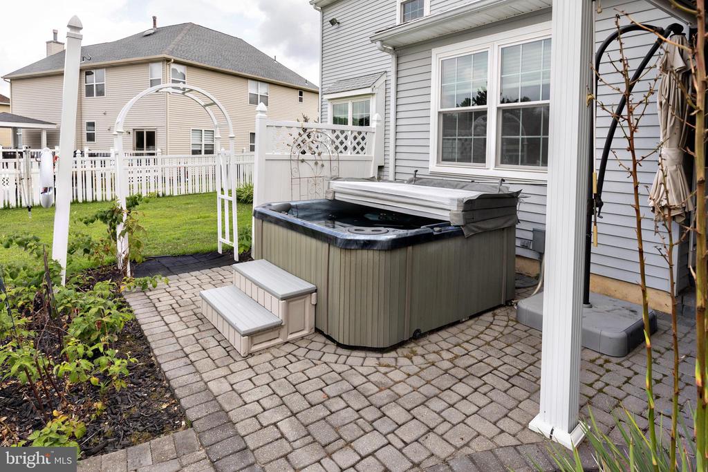 109 RABBIT RUN ROAD