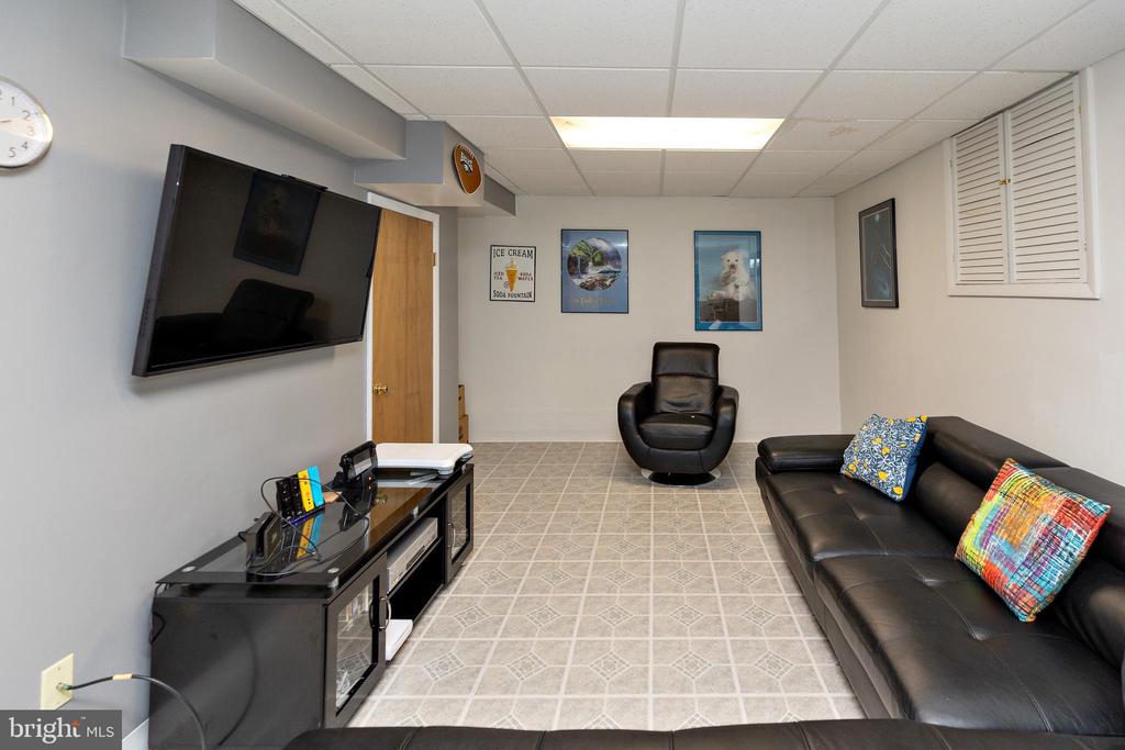 109 RABBIT RUN ROAD