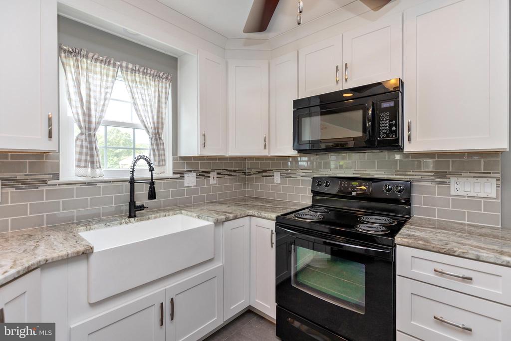 109 RABBIT RUN ROAD