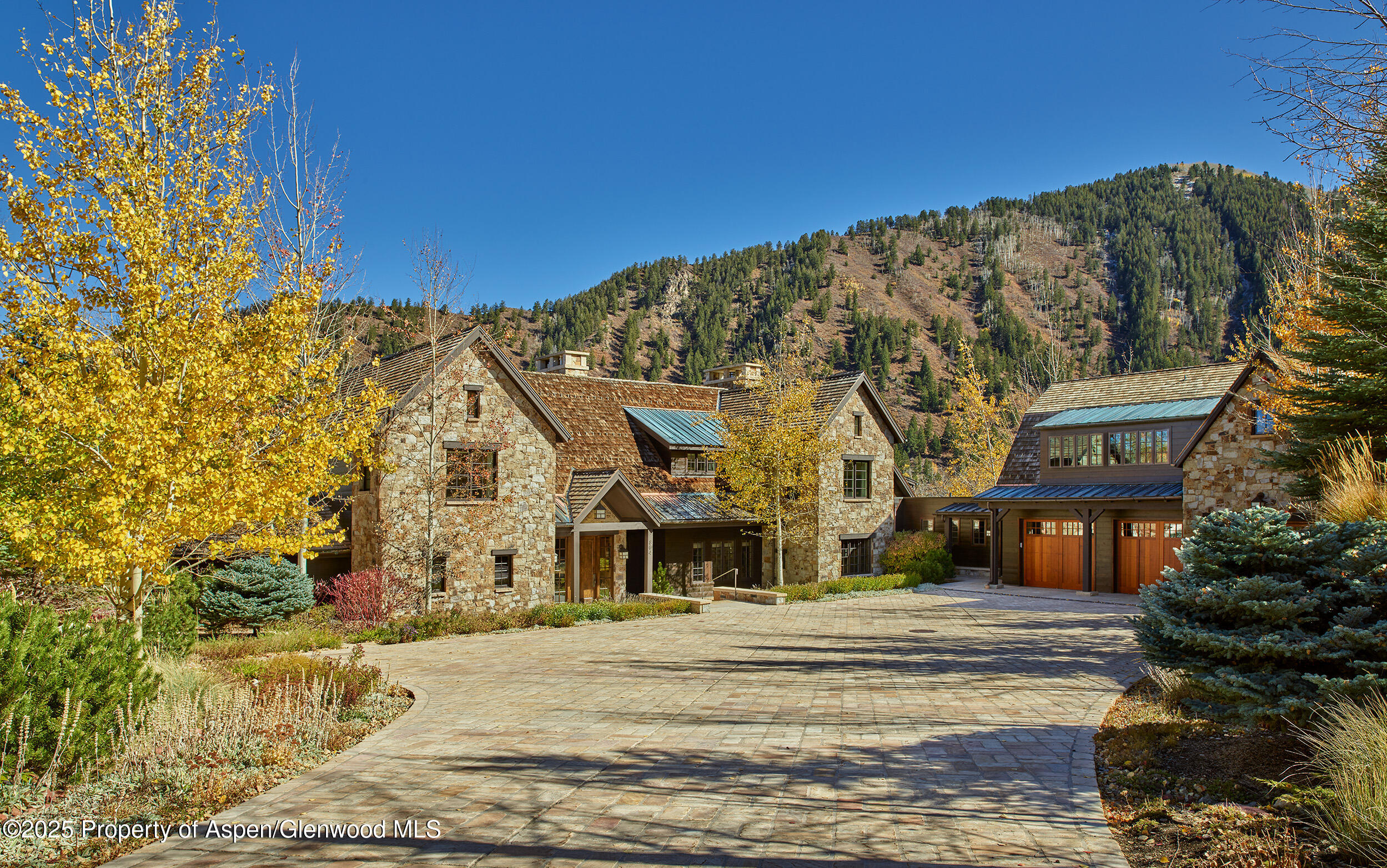 864 Moore Drive