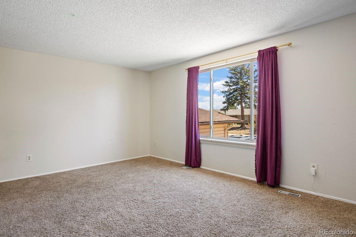 3347 S Laredo Court