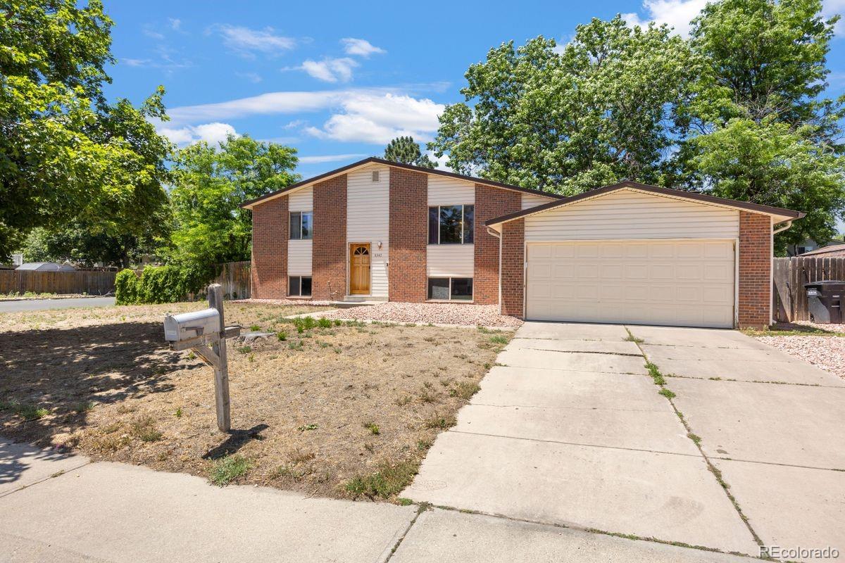 3347 S Laredo Court
