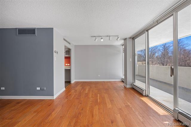 1250 N Humboldt Street Unit: 202