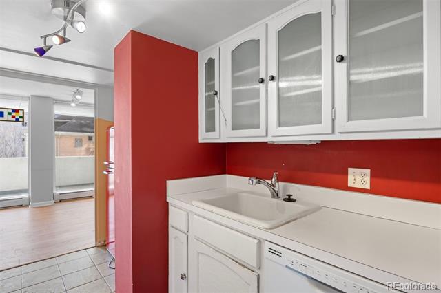 1250 N Humboldt Street Unit: 202