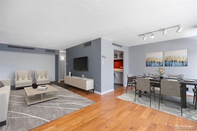 1250 N Humboldt Street Unit: 202