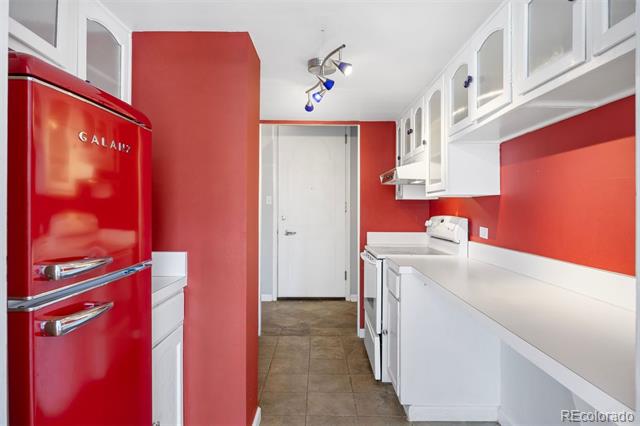 1250 N Humboldt Street Unit: 202