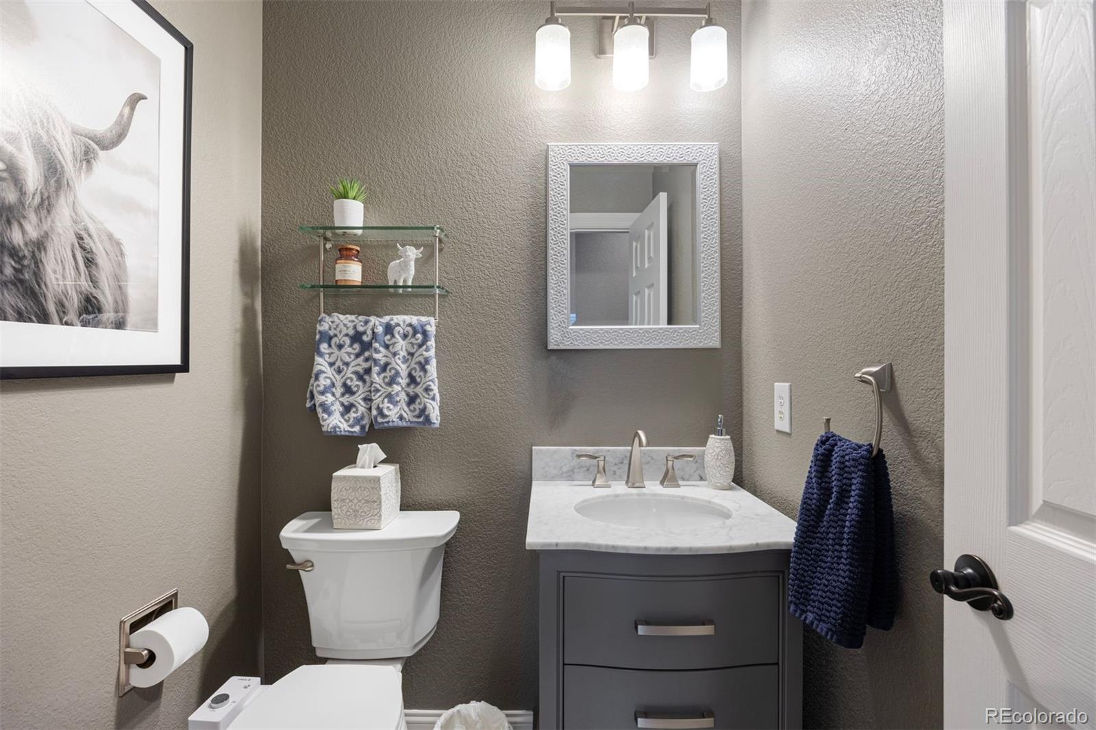 10060 Royal Eagle Lane