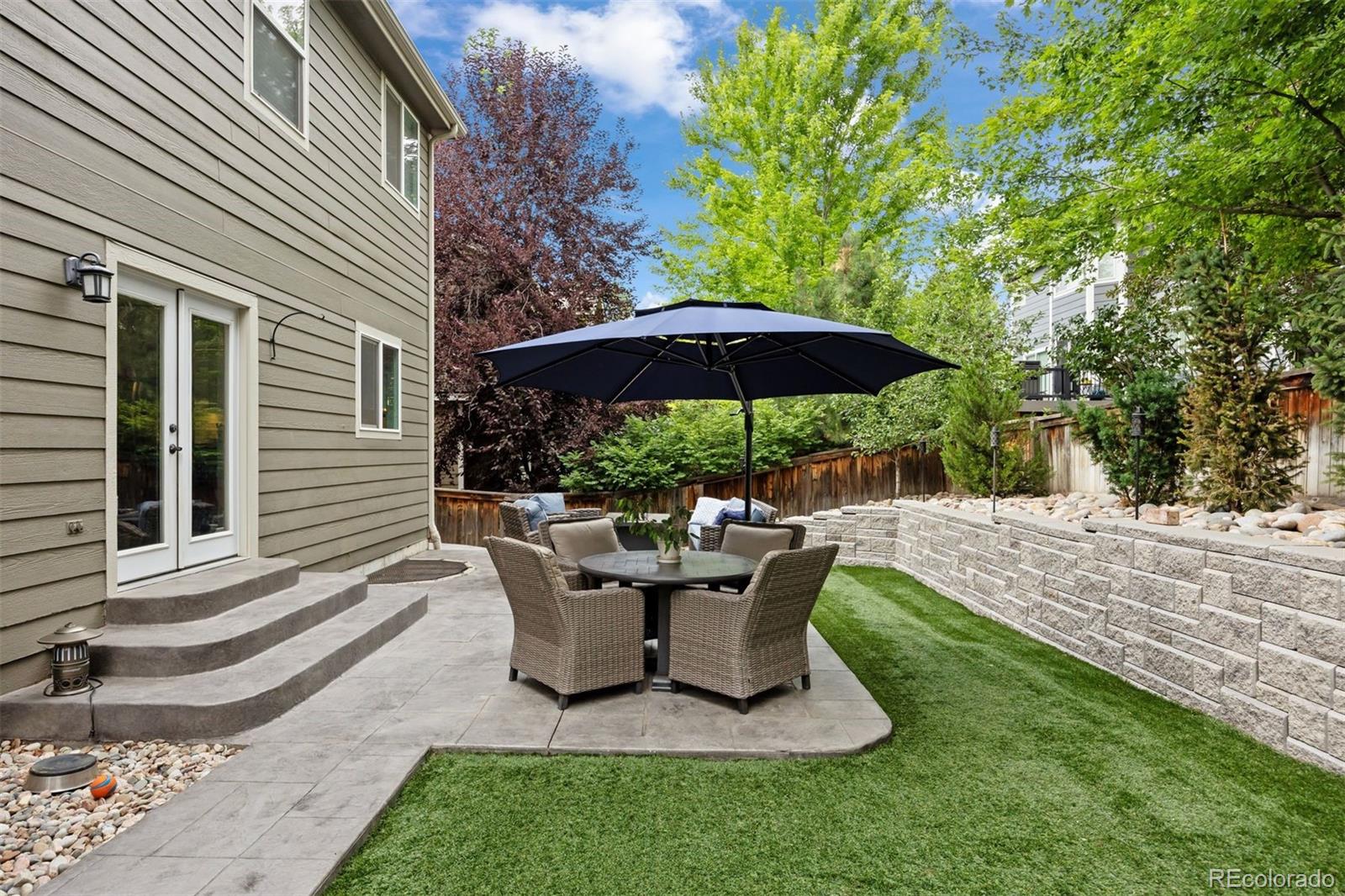 10060 Royal Eagle Lane