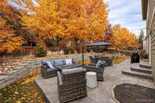 10060 Royal Eagle Lane