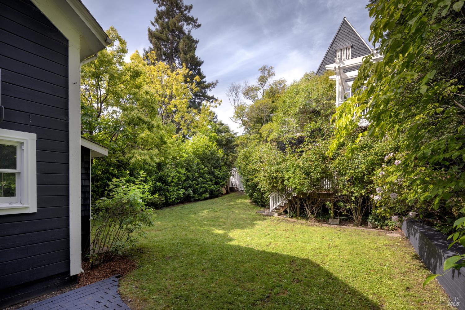 527 Belle Avenue