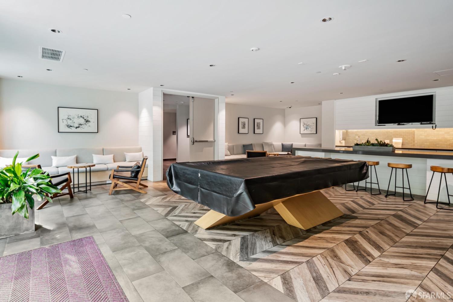 110 Channel Street #522