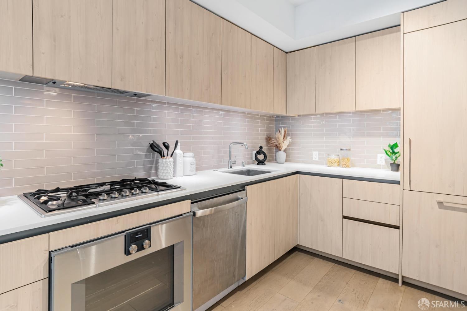 110 Channel Street #522