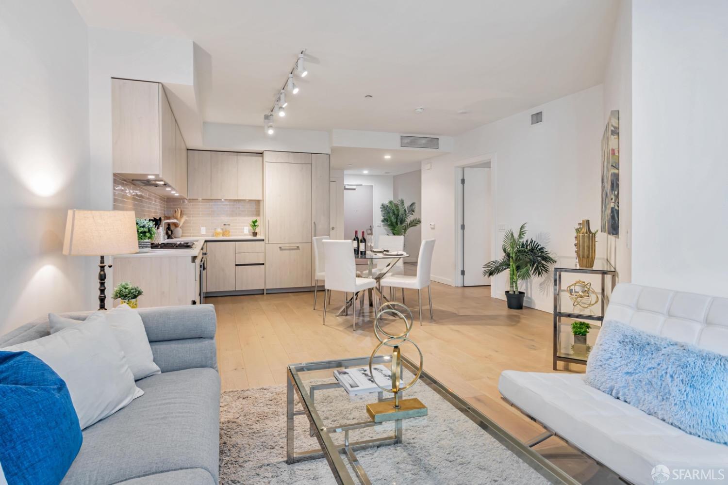 110 Channel Street #522