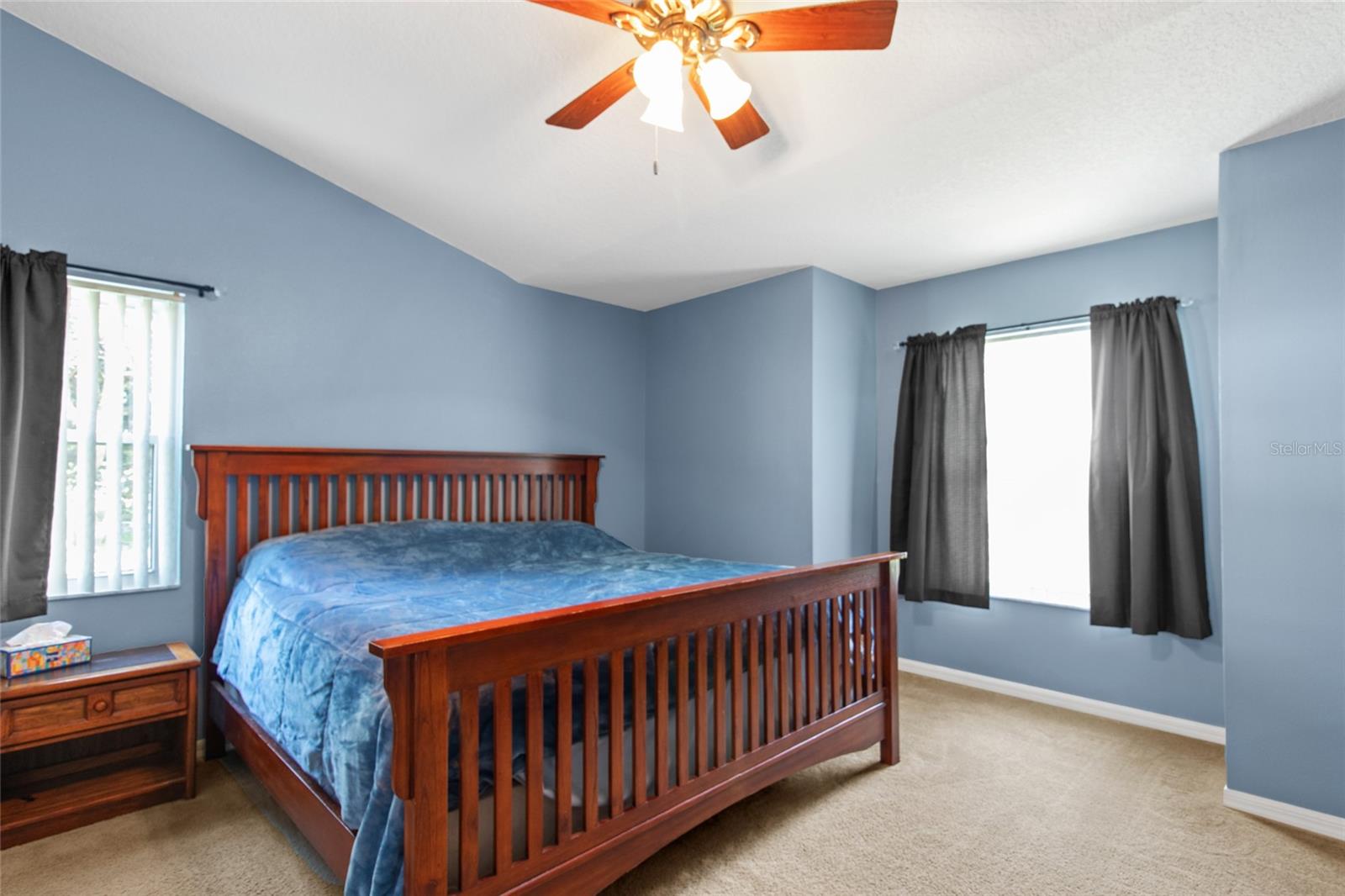 5864 LOMA VISTA DR W