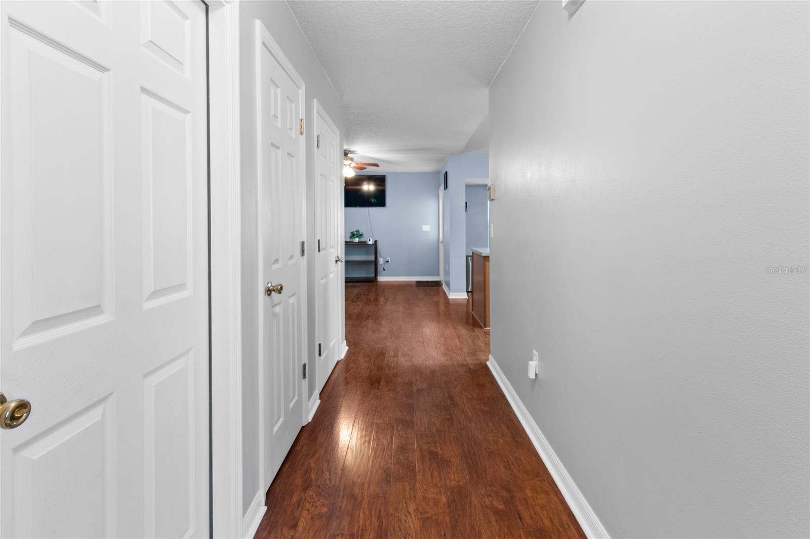 5864 LOMA VISTA DR W