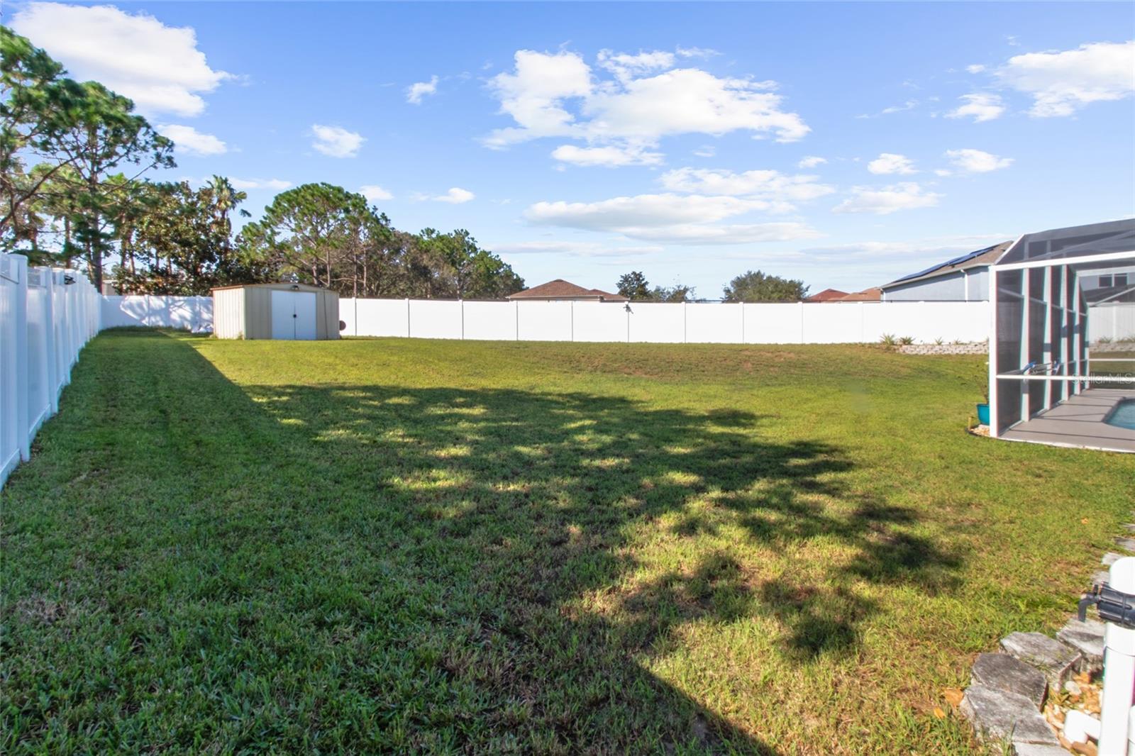 5864 LOMA VISTA DR W