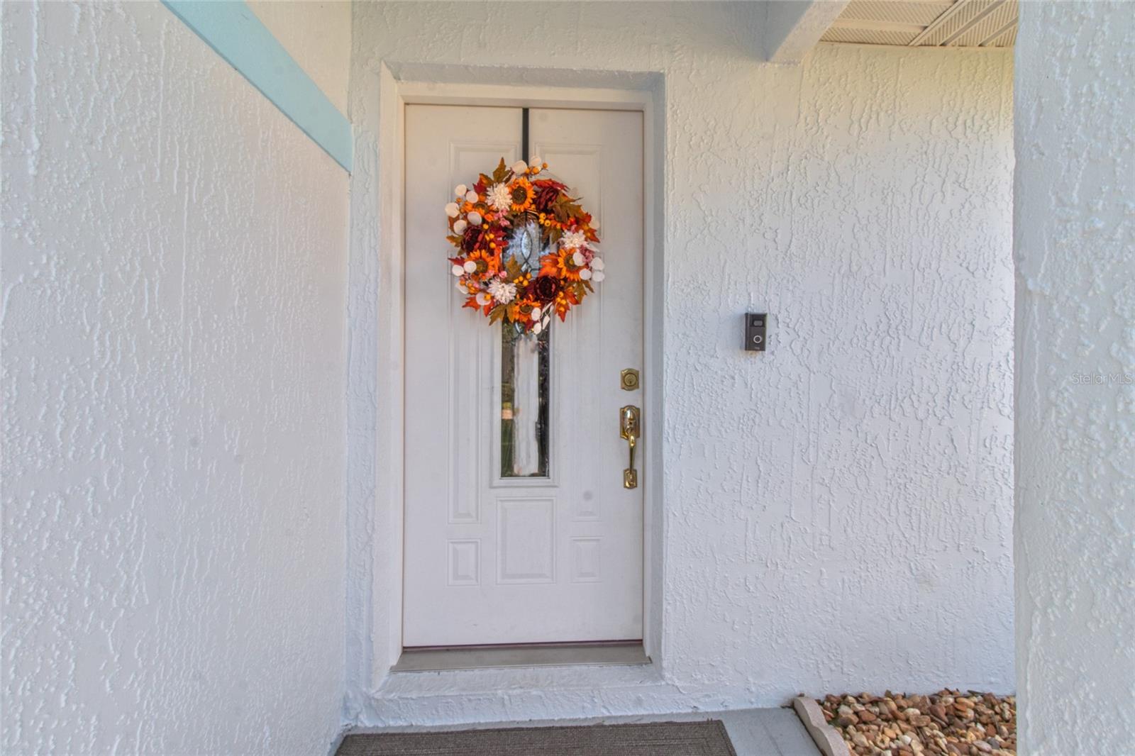 5864 LOMA VISTA DR W