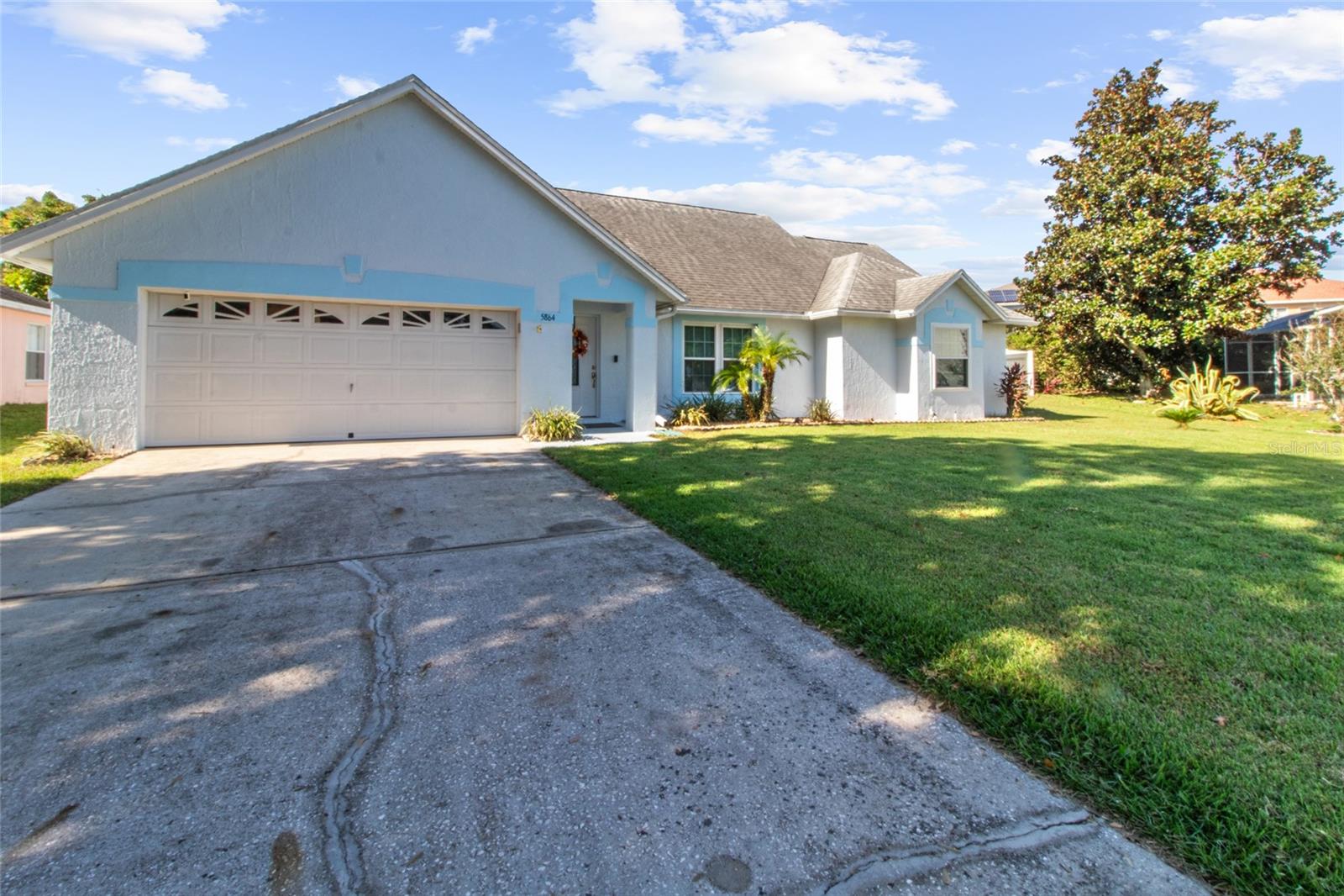 5864 LOMA VISTA DR W