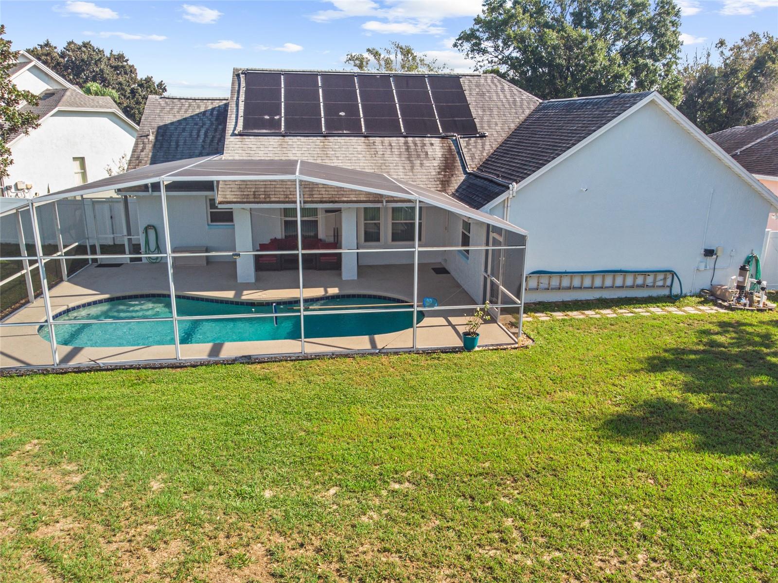 5864 LOMA VISTA DR W