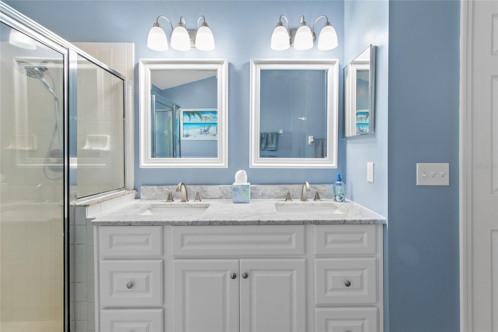 5864 LOMA VISTA DR W