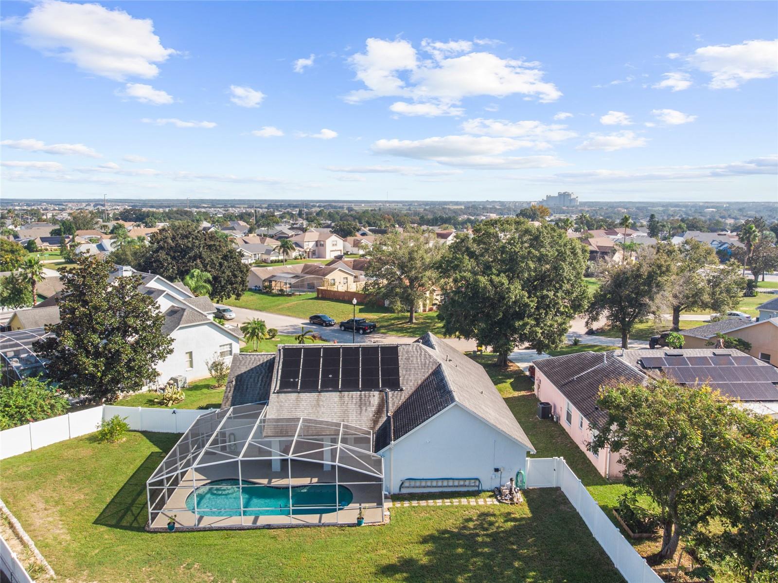 5864 LOMA VISTA DR W