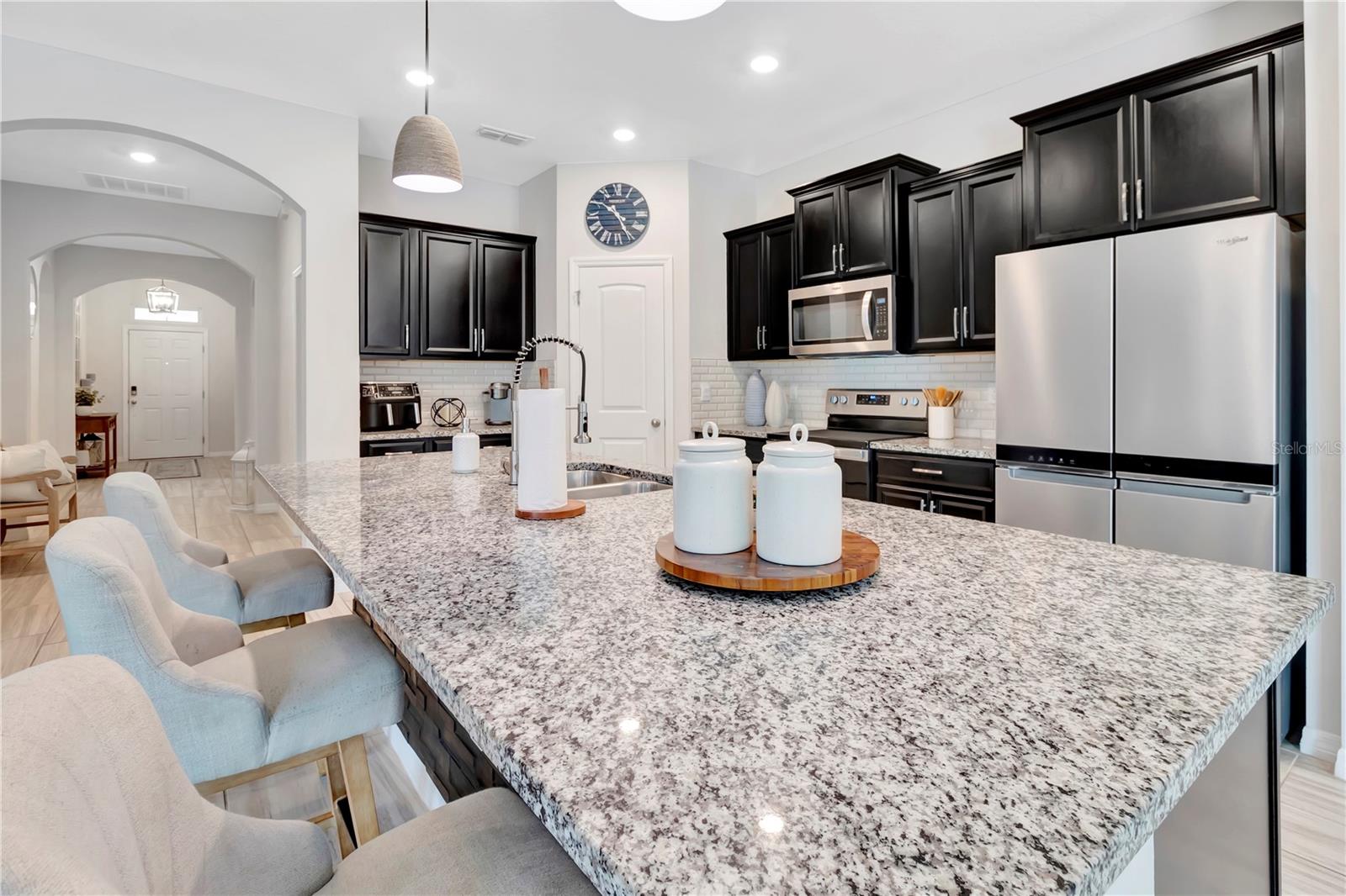 485 HALTER DR
