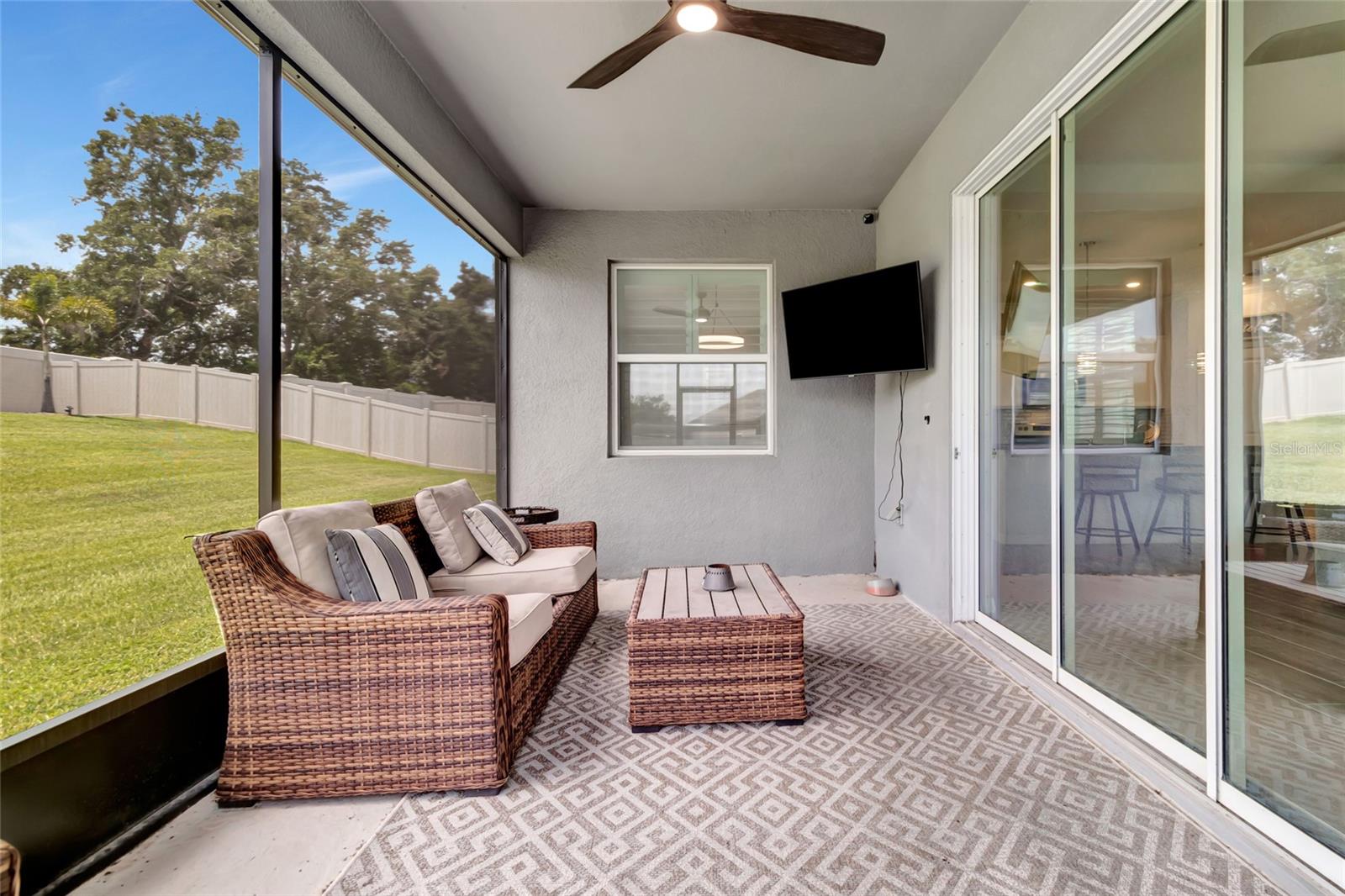 17938 HITHER HILLS CIR