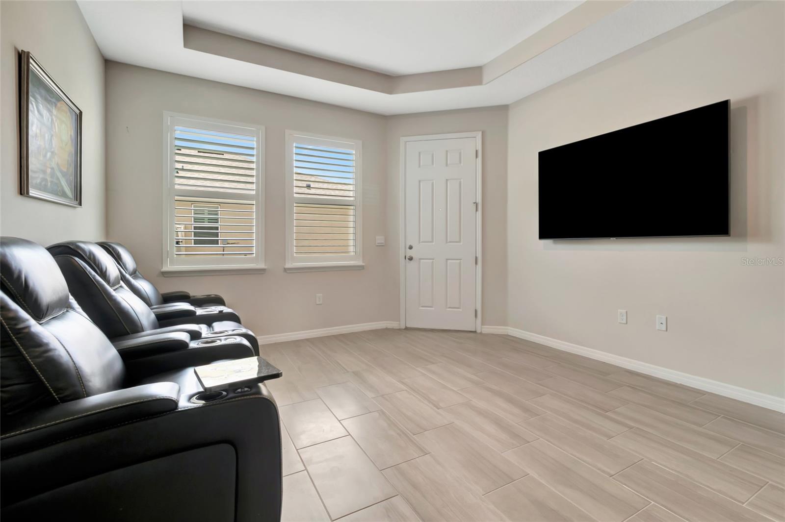 17938 HITHER HILLS CIR