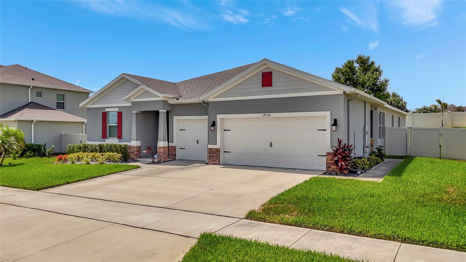 17938 HITHER HILLS CIR