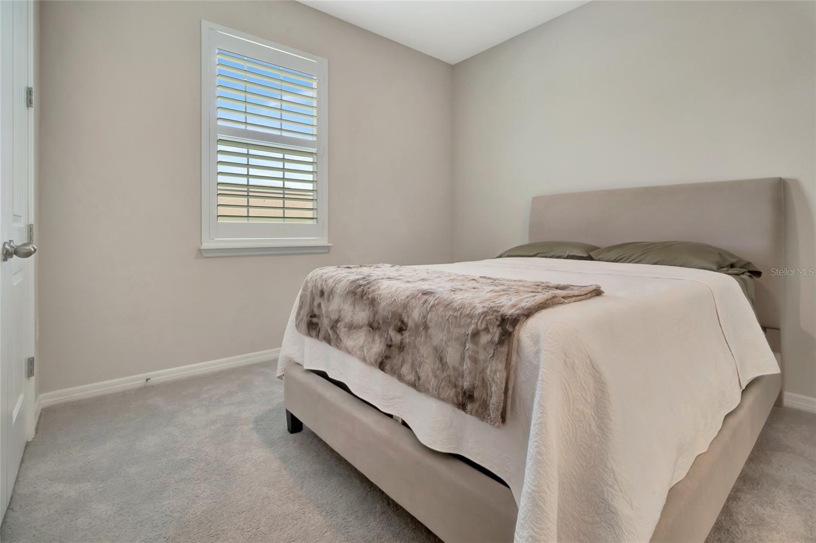 17938 HITHER HILLS CIR