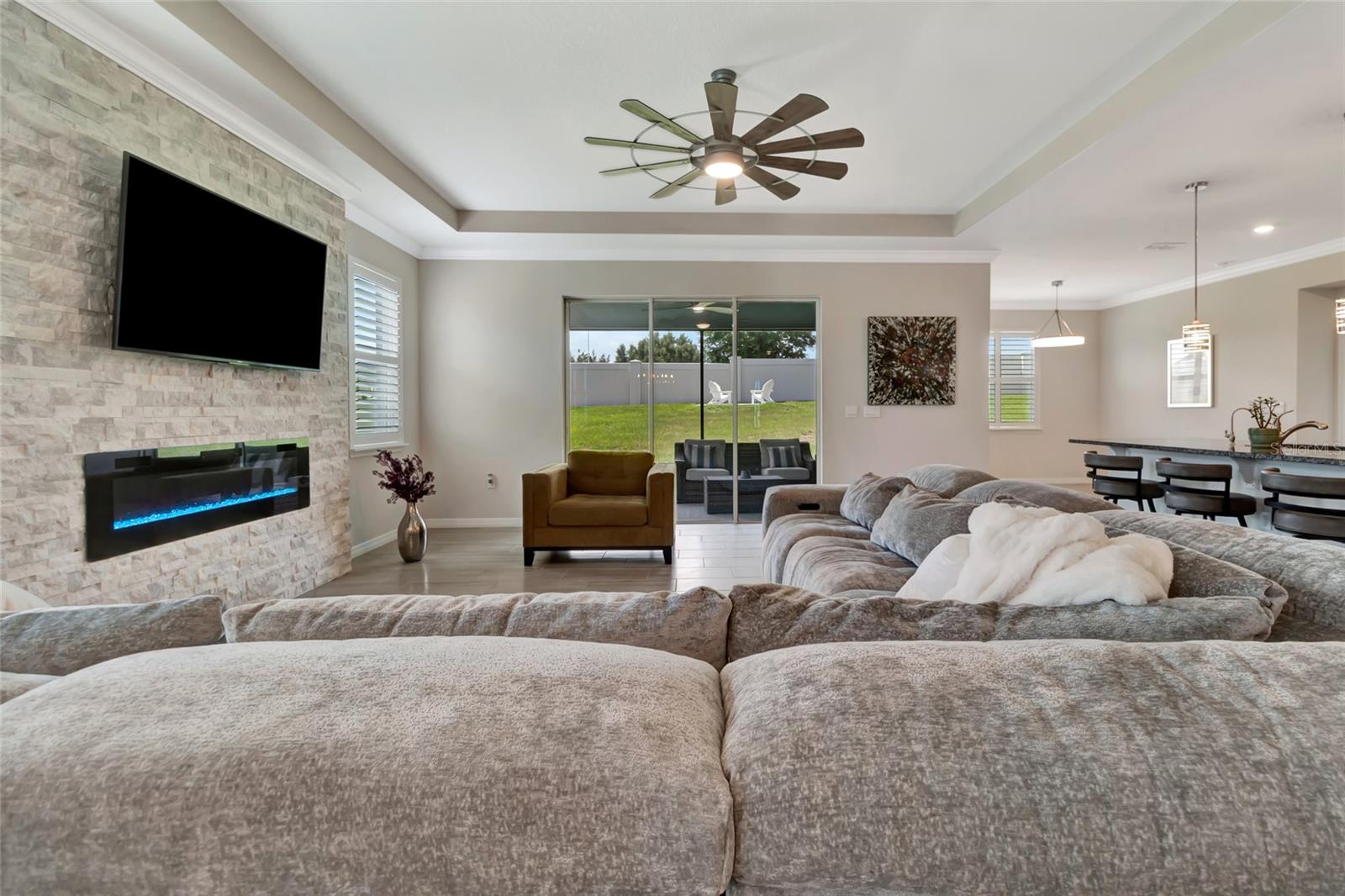 17938 HITHER HILLS CIR