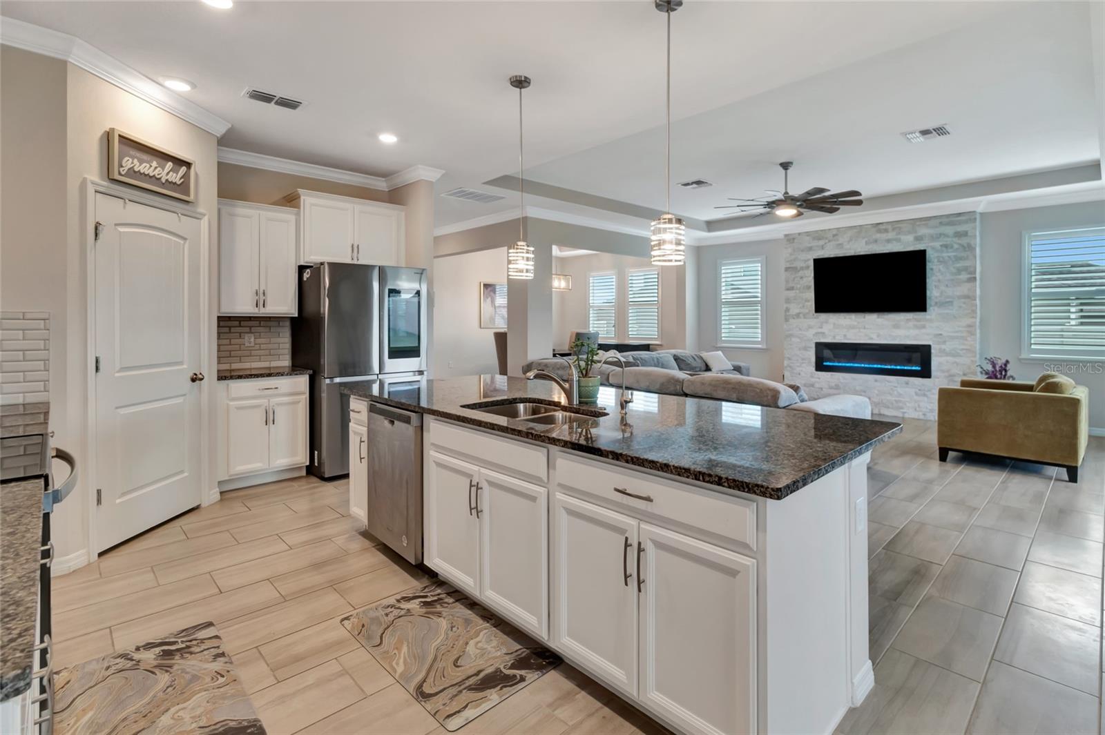 17938 HITHER HILLS CIR