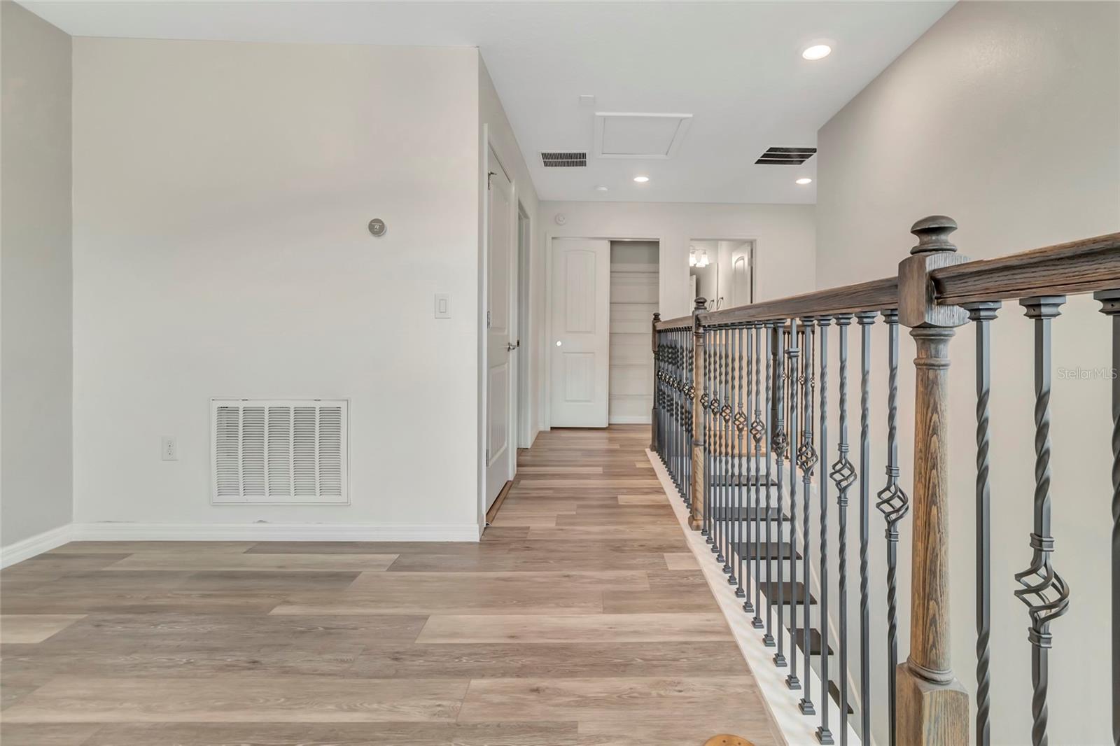 1143 BOBCAT CHASE BLVD