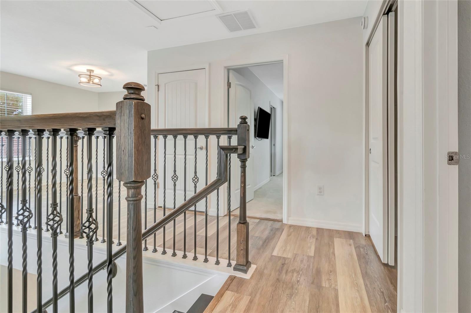 1143 BOBCAT CHASE BLVD