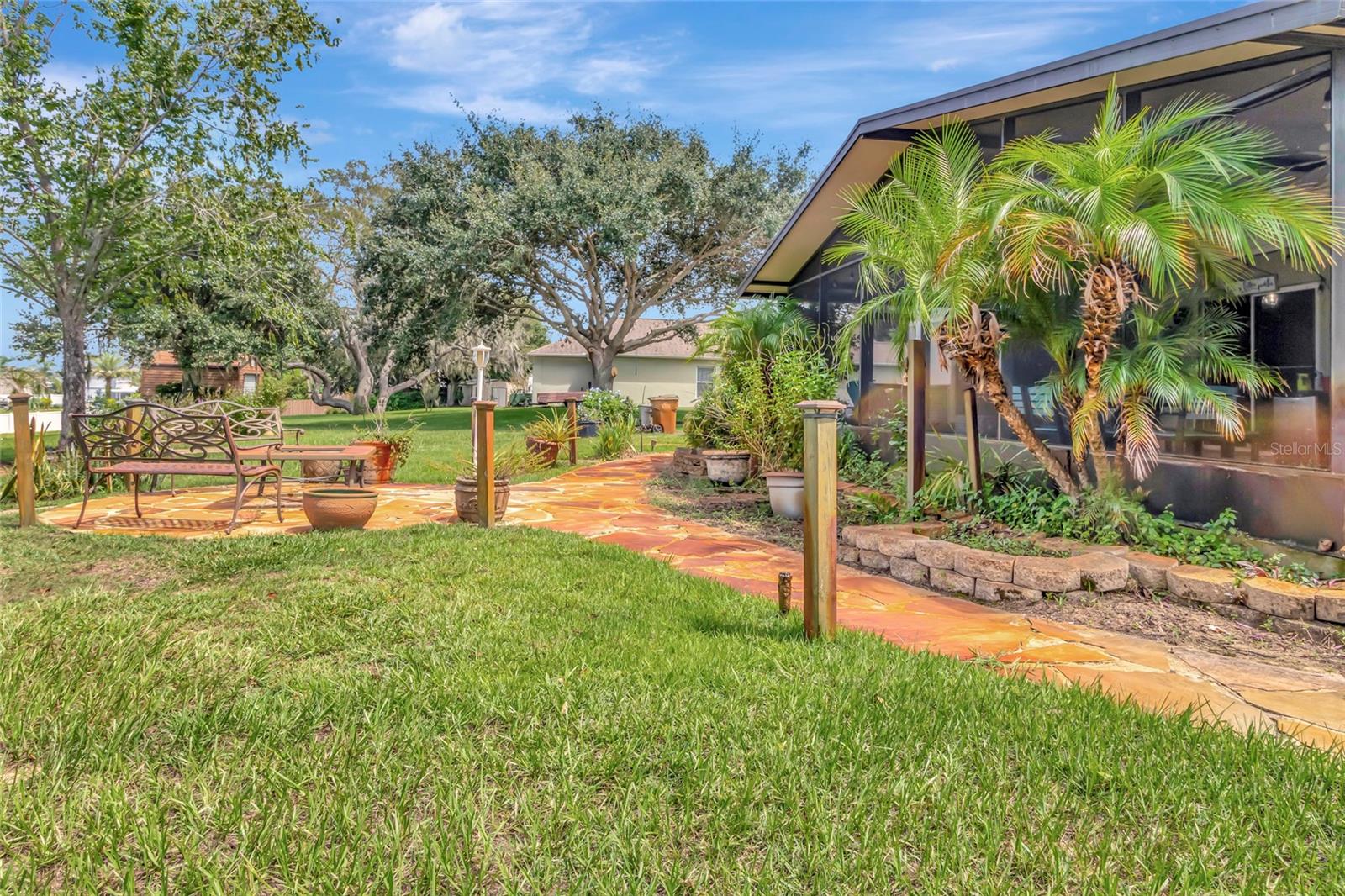 16434 MEREDREW LN