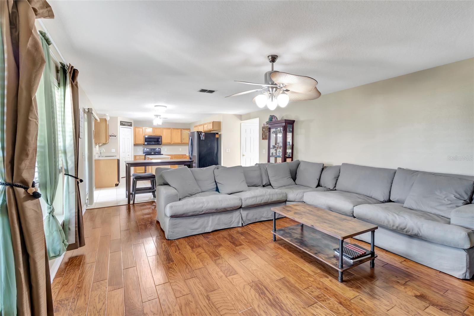 16434 MEREDREW LN