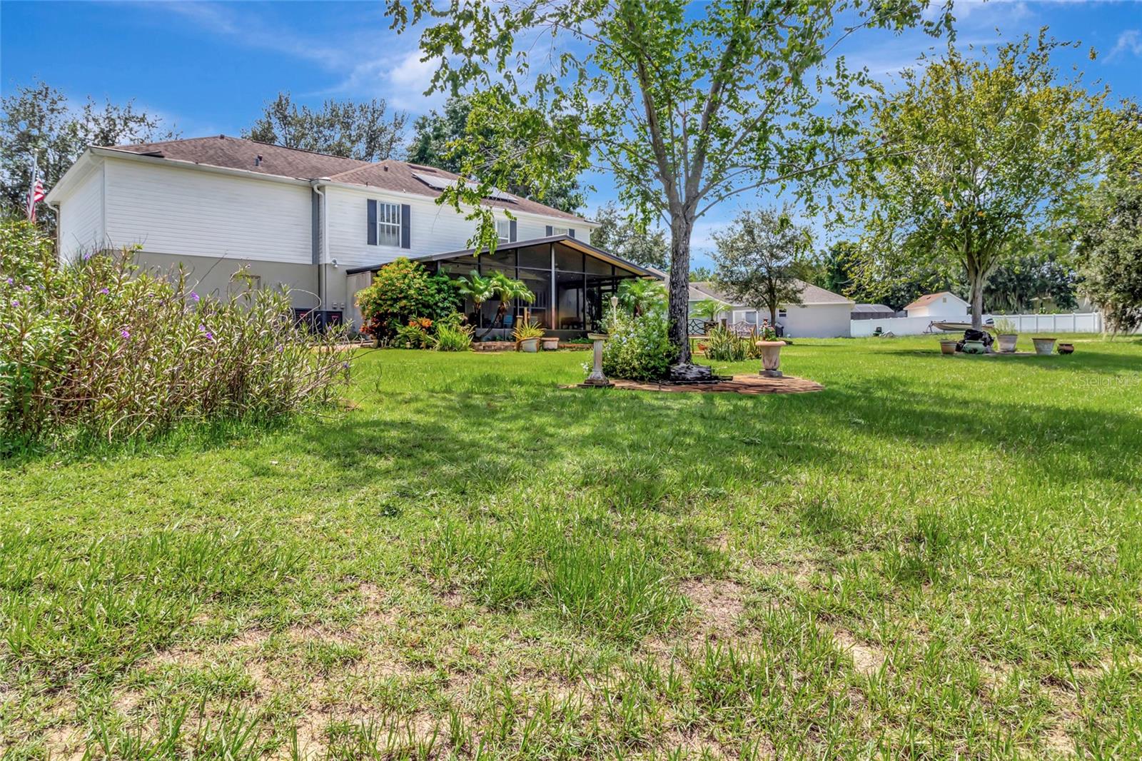 16434 MEREDREW LN