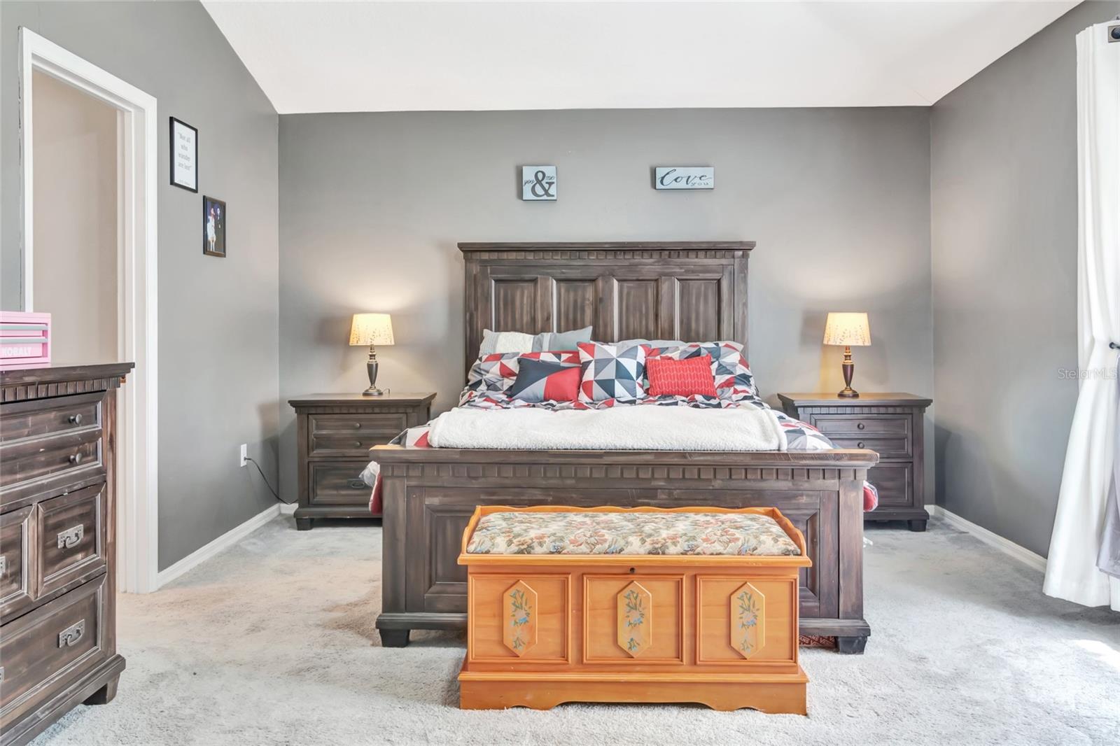 16434 MEREDREW LN