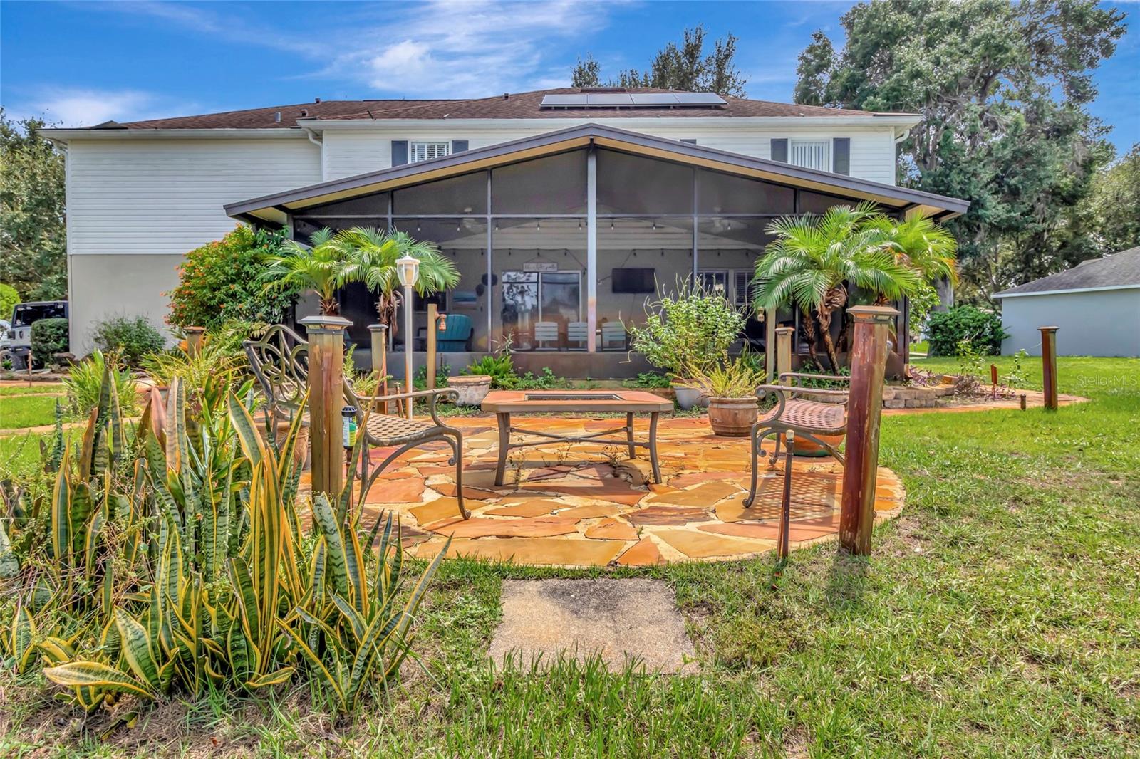 16434 MEREDREW LN