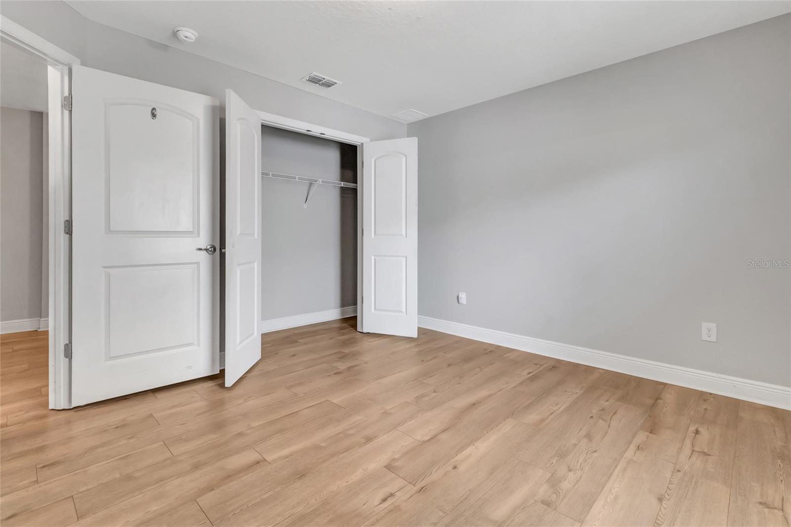 2301 ANGEL FISH LOOP