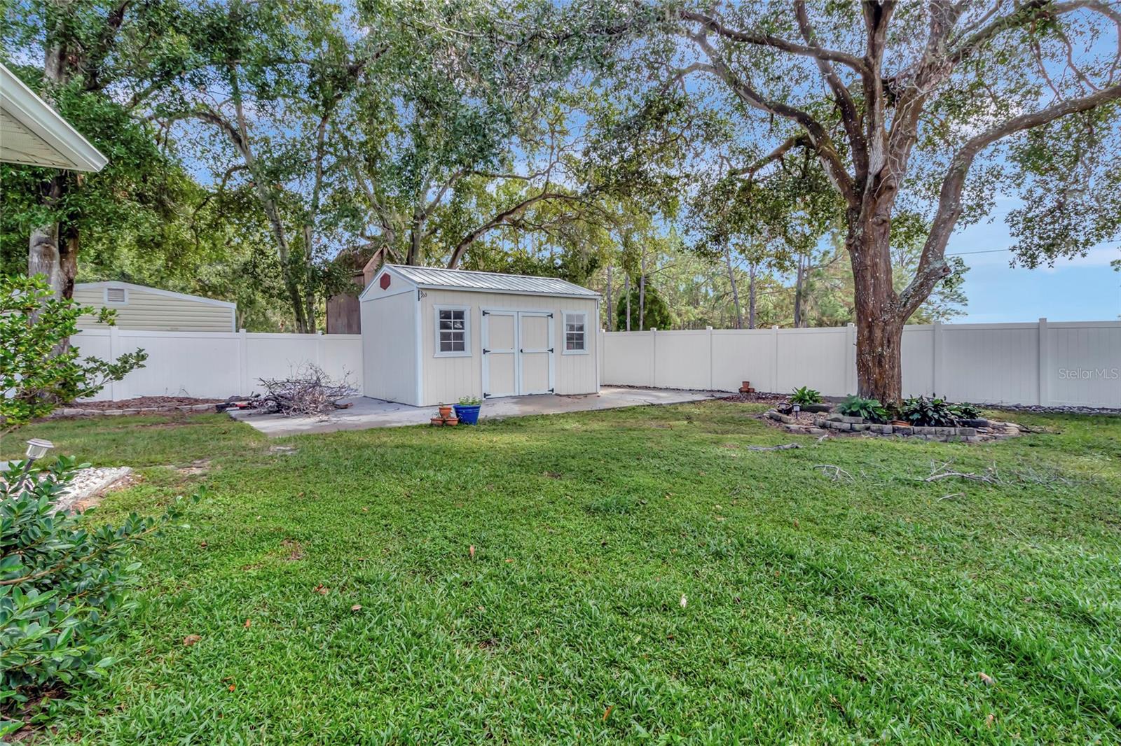 2301 ANGEL FISH LOOP